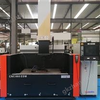 CNC電火花成型機(jī)